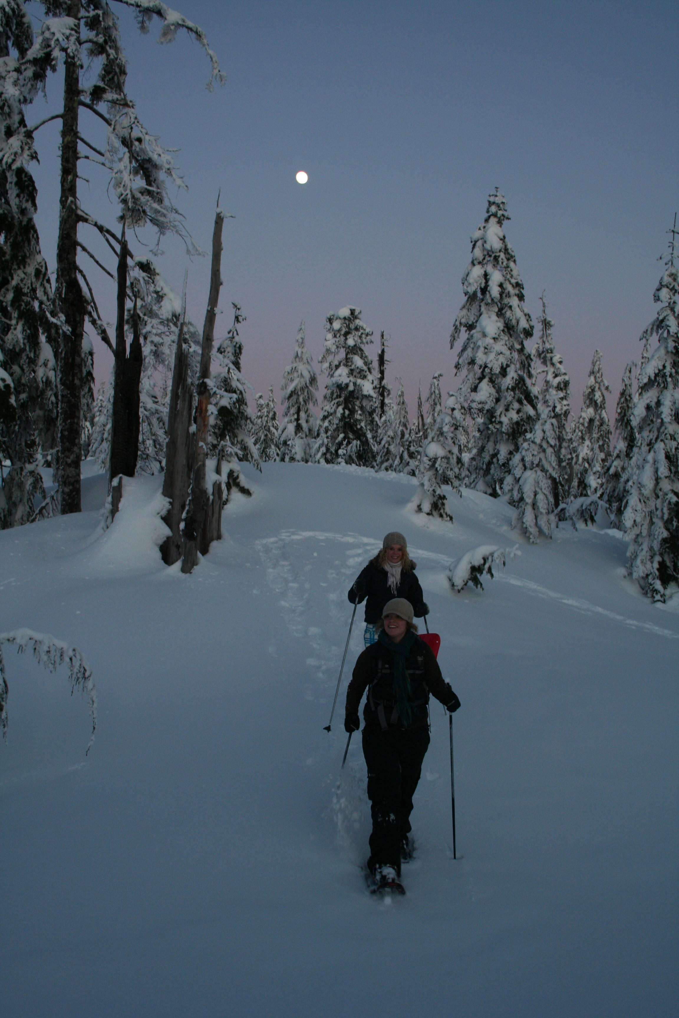 Snowshoe Fondue Tour